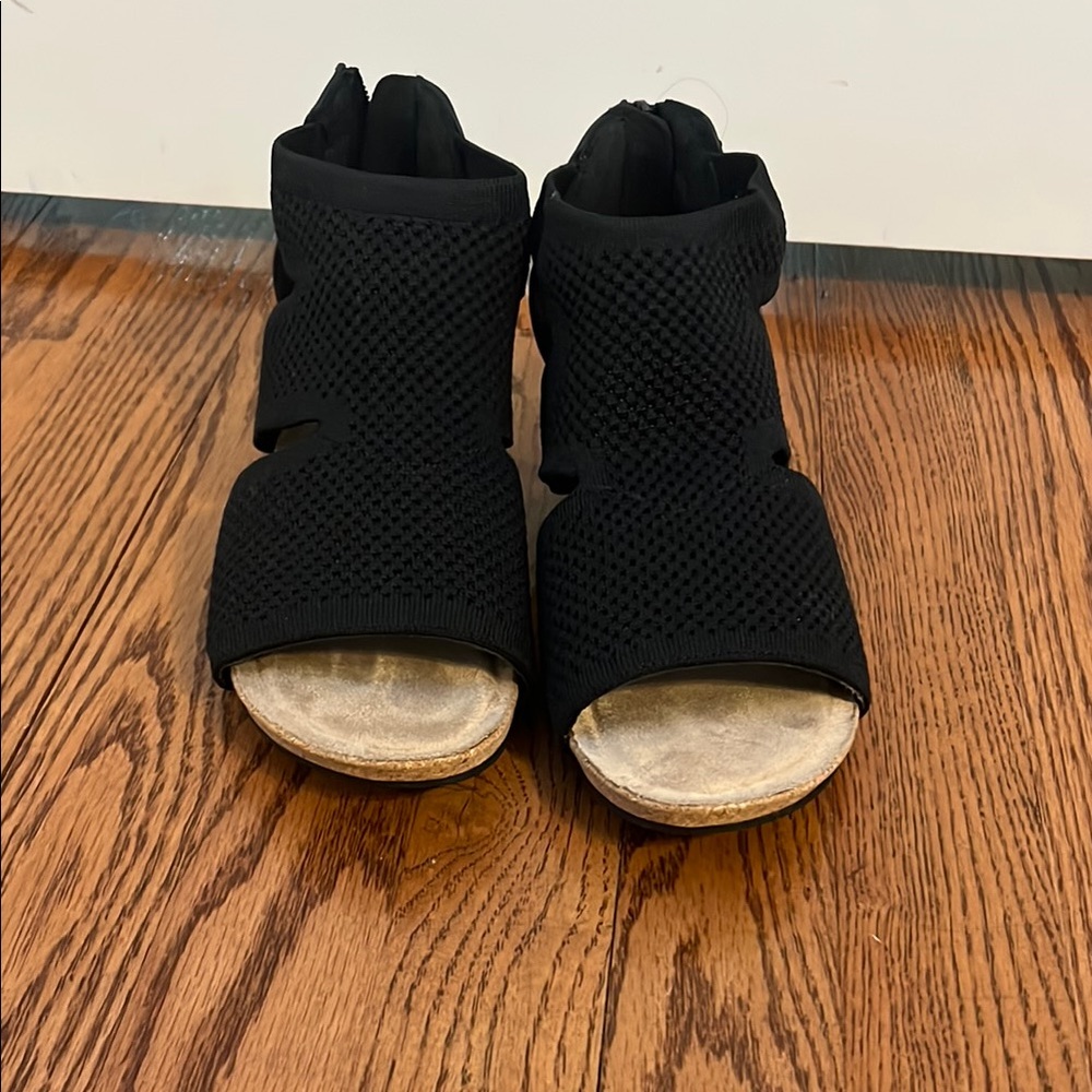 Black Mesh Open-Toe Shoes